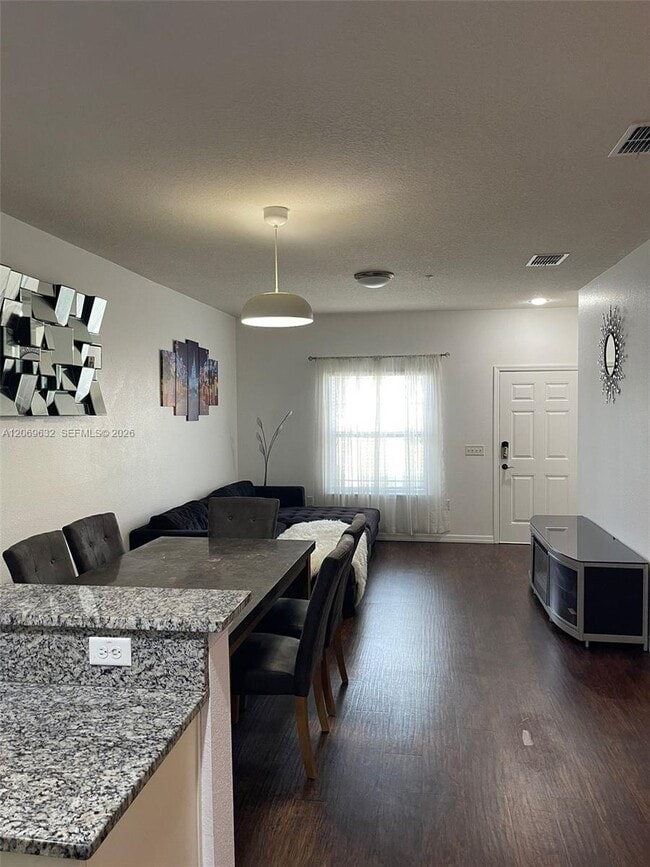 Building Photo - 3202 Cupid Pl
