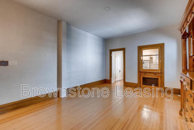 Photo - 1135 Corona St Unidad #4