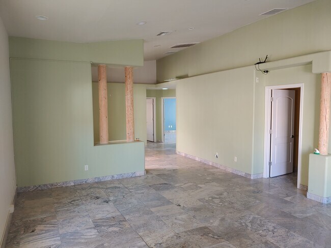 Photo - 69 E Columbus Ave Unit 1