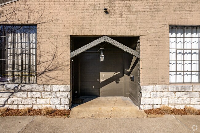 Photo - 1611 Williams St