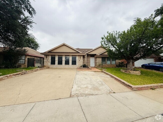 Building Photo - 1214 St Patrick Dr Rental