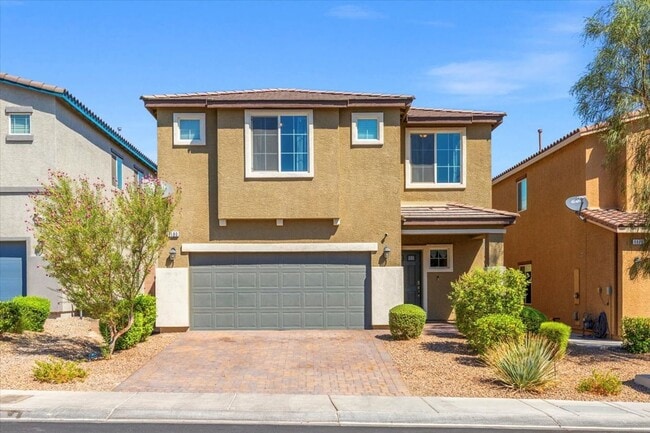 Building Photo - Spacious, Luxurious 5-Bedroom Oasis with B... Rental