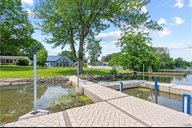 Photo - 13 E Edgewater Dr