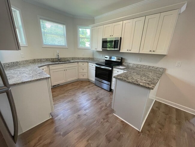 Photo - PRE-LEASING FOR AUGUST 2026!