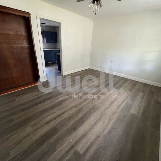 Photo - 1916 Dabney Dr