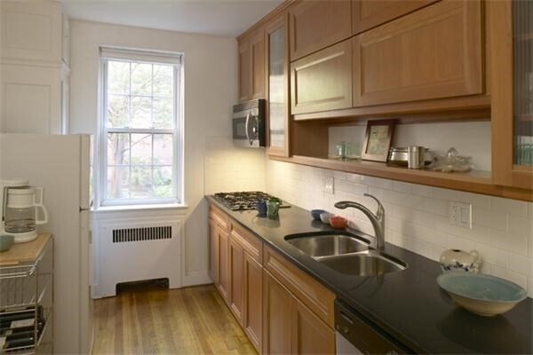 16 Ware St Unit 1