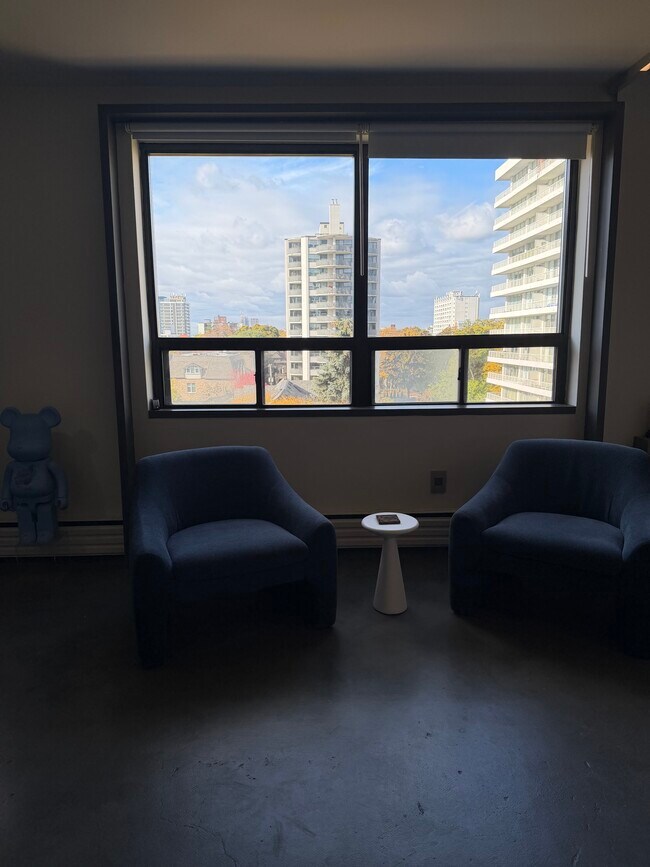 Photo - 149 St George St Unit 00602