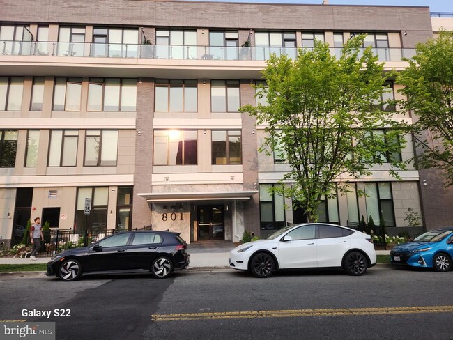 Photo - 801 N Fairfax St Apartment Unit 419