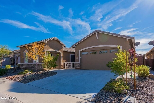 Building Photo - 10583 W Bronco Trail