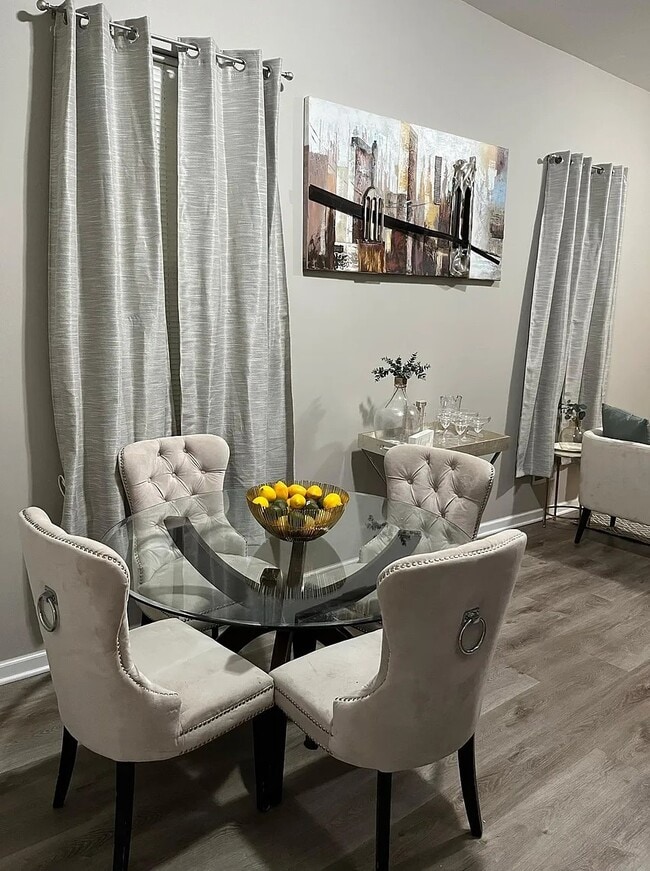 Photo - 456 Avon Ave