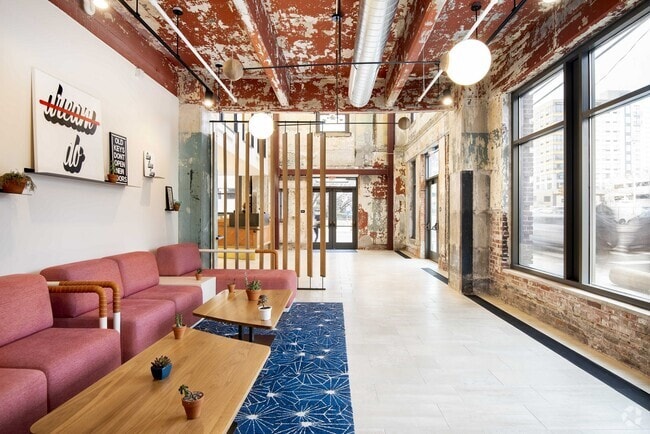Building Photo - 1600 Callowhill Rental