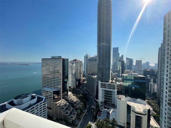 Photo - 950 Brickell Bay Dr Condo