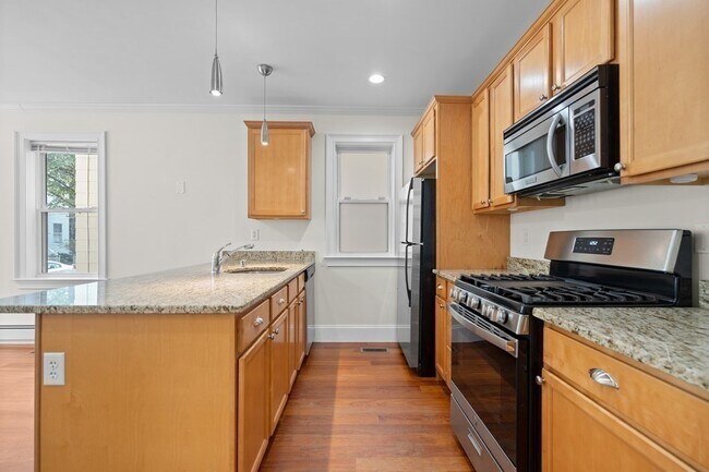 Photo - 175 Elm St Unidad 1