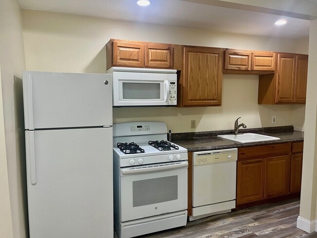 Photo - 233 Division St Unit 2E