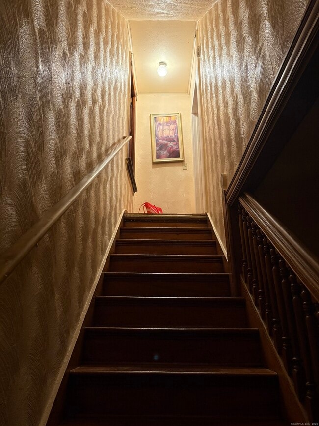 Photo - 345 Norton St Unit 2