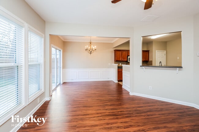 Photo - 5450 Crestwick Wy