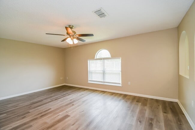 Photo - 7115 High Bluff Rd