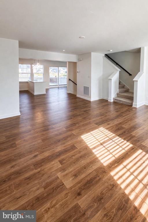 Photo - 58 Bolingbroke Wy