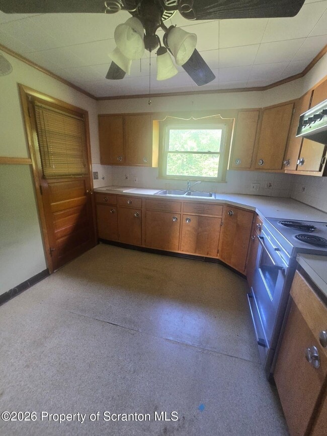 Photo - 970 Wood St