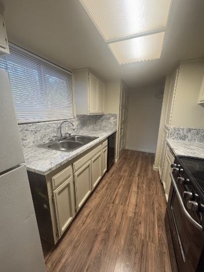 Photo - 1250 E Shaw Ave