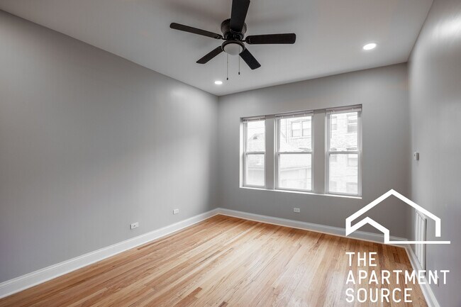 Photo - 1149 W Lunt Ave Unit 3