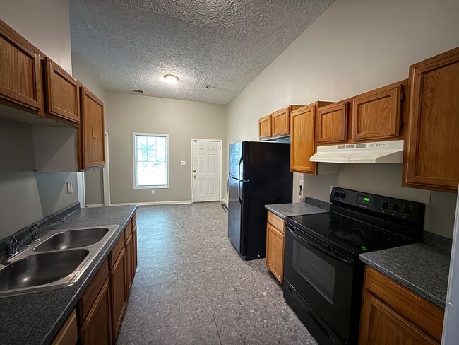 Photo - 3-BED 1-BATH SINGLE FAMILY HOME