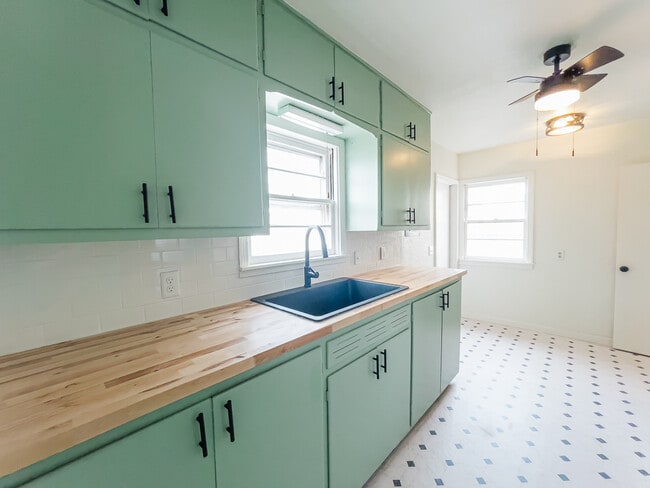 Photo - 2509 39th St