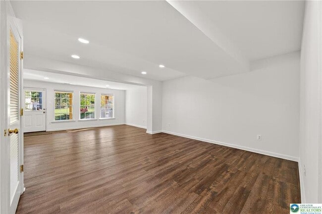 Photo - 4596 Jasmine Dr