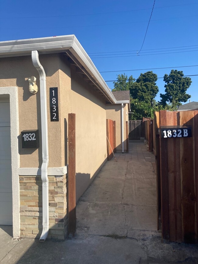 Photo - 1832 Eisenhower Dr