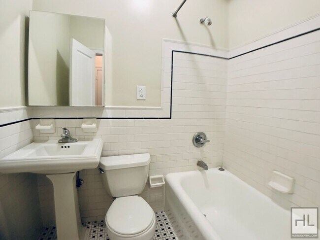 Photo - SECOND AVENUE Unit 9M