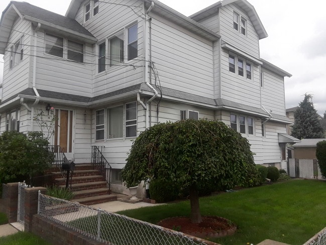 Photo - 40 Gall Ave Unit 1