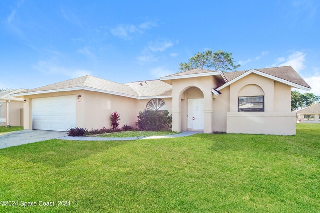 Photo - 1762 Eatonia St NW