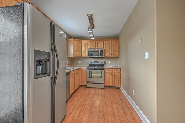 Photo - 24 Lake Village Ct