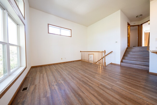 Photo - 4892 Bluff Heights Trail SE