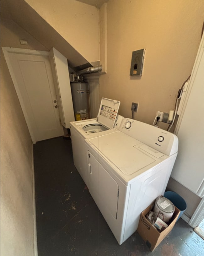 Photo - Studio space w/ private bathroom in Lakewood  **Move-In Special**