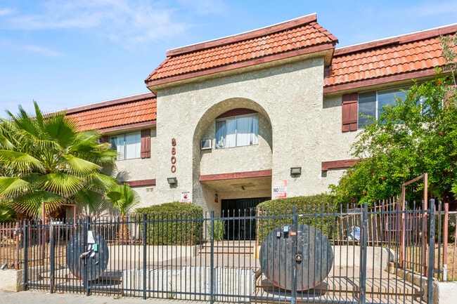 Photo - 8800 Cedros Ave Condo