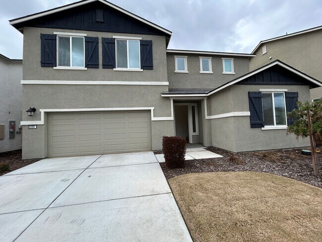 5 bedroom 3 bathroom home in gated communi... - 5 bedroom 3 bathroom home in gated communi...