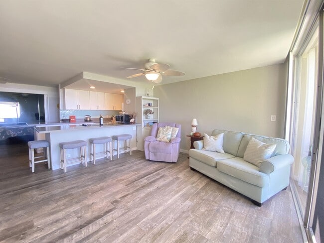 Photo - 87-561-561 Farrington Hwy