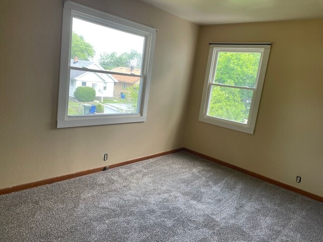 2416 Brookline Ave Unit 2416 Brookline Ave