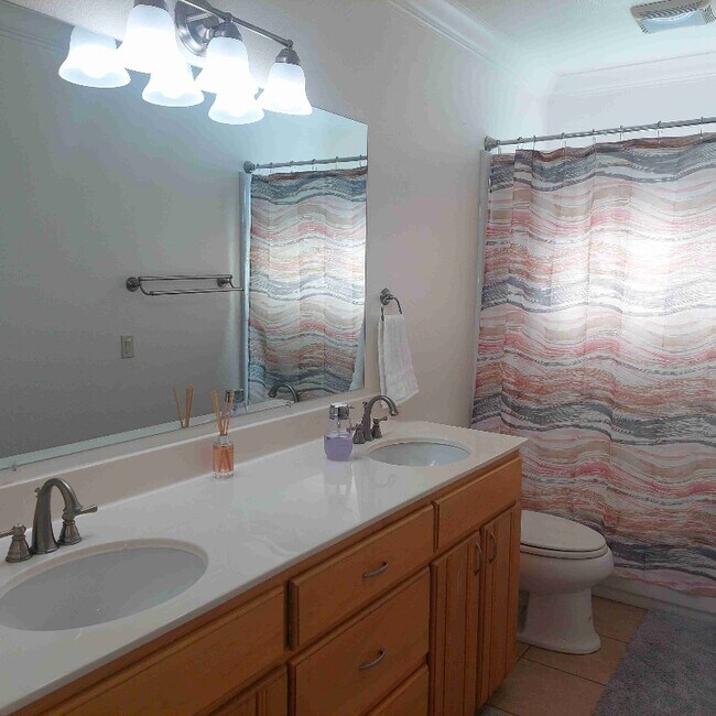 Photo - 5324 Garfield Ave