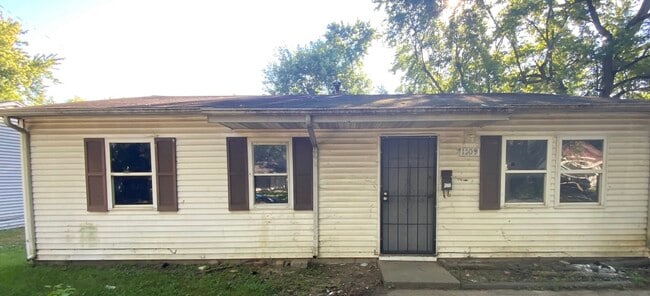 Building Photo - 1109 Koehn-