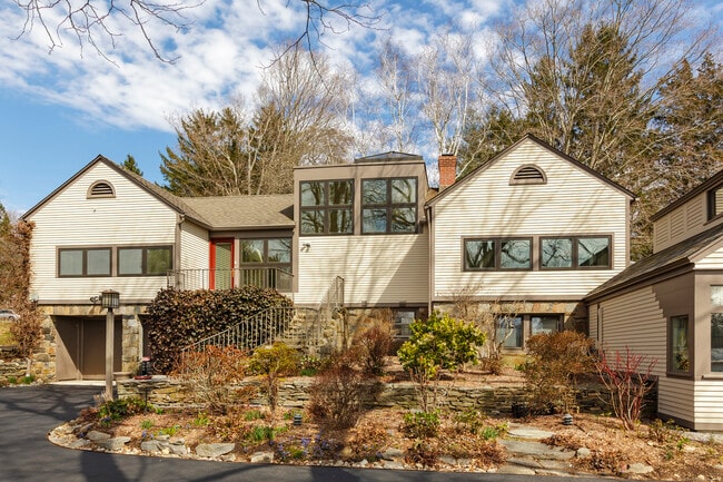 Photo - 199 Goose Ln
