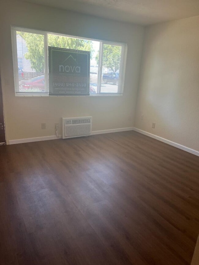 Photo - 42 Washington St