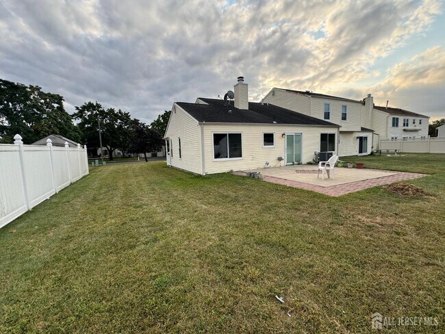 Photo - 69 Sagamore Ave S