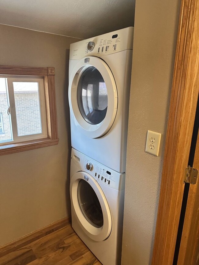 Photo - Wheel Inn Business Plaza Unit 104