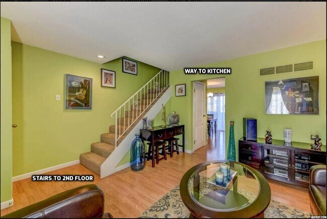 1210 Clarkson Ct