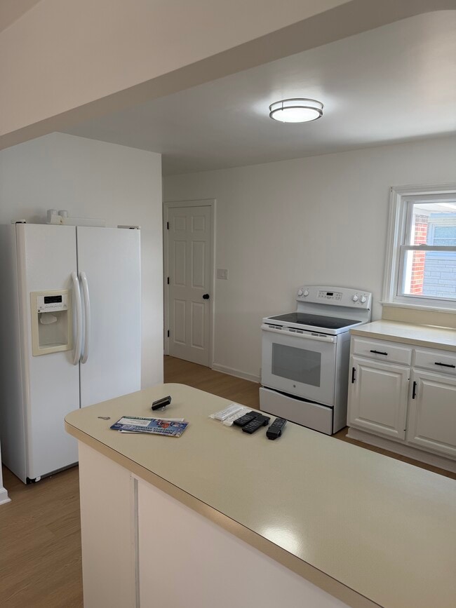 Photo - 1818 Nobel Pl