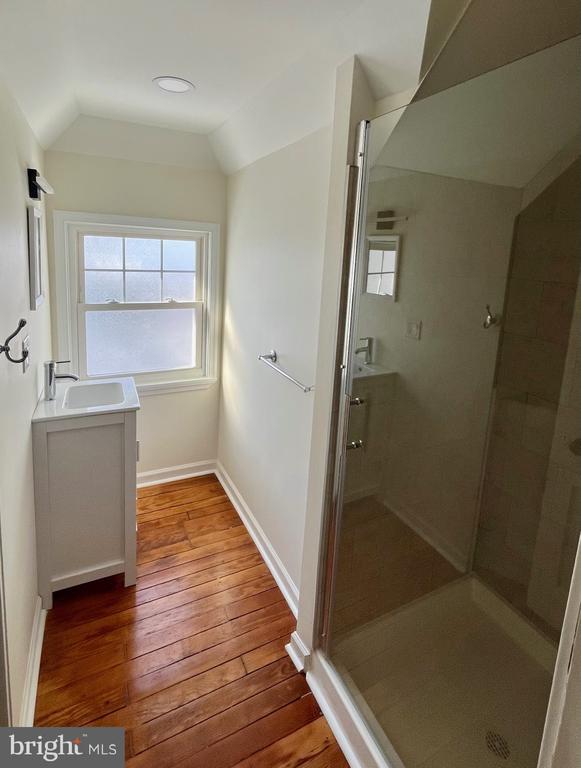 Photo - 107 Upland Terrace