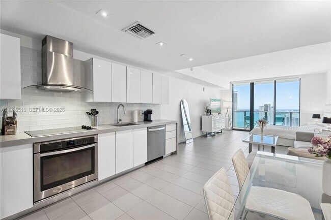 Photo - 1600 NE 1st Ave Unidad 3303