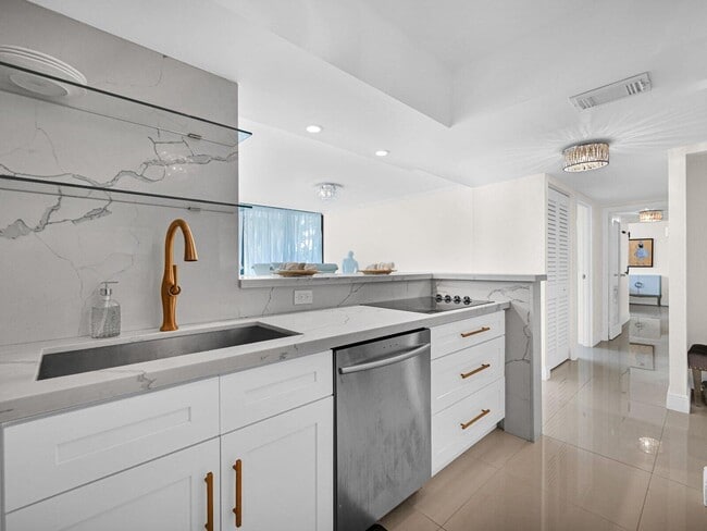 Photo - 2049 S Ocean Dr Unit 209